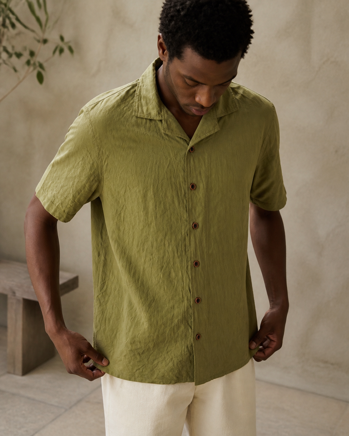 Cuban Collar Shirt Color 02 - Lifestyle Detail