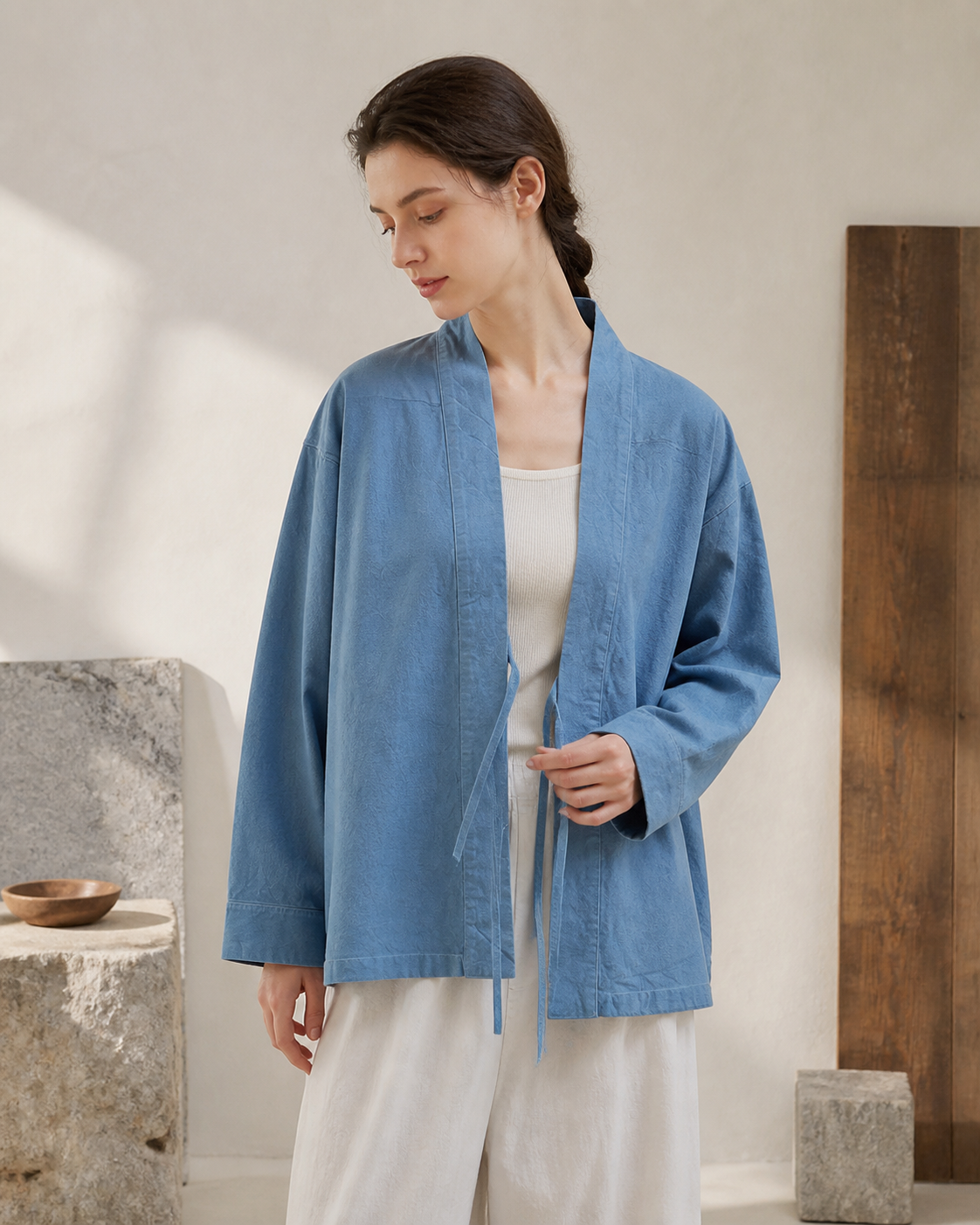 Indigo Noragi - Deep Indigo - Lifestyle Detail